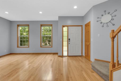 9771 Gable Drive, Eden Prairie, MN 55347