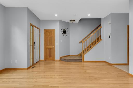 9771 Gable Drive, Eden Prairie, MN 55347