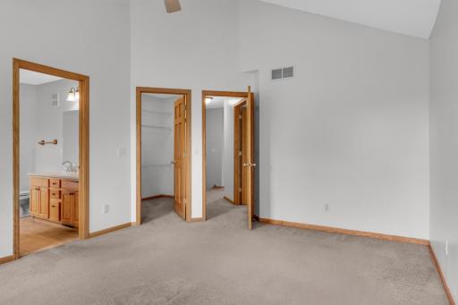 9771 Gable Drive, Eden Prairie, MN 55347