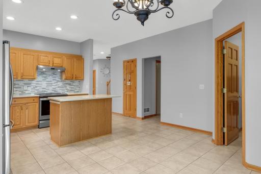 9771 Gable Drive, Eden Prairie, MN 55347