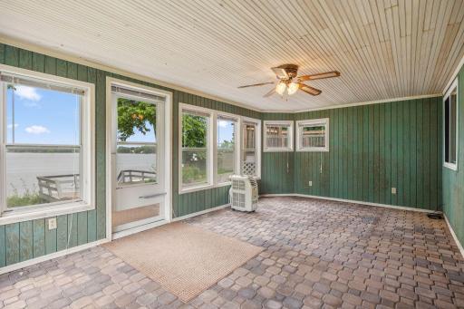 11935 Oak Street, Chisago City, MN 55013