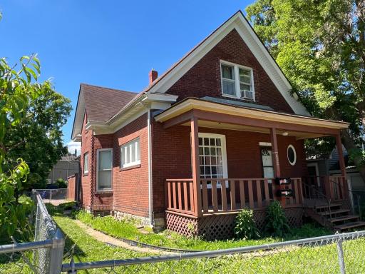 672 Case Avenue, Saint Paul, MN 55106