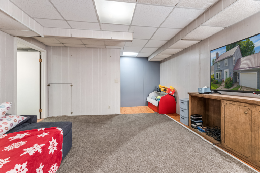714 South Marshall St Caledonia MN (17).png