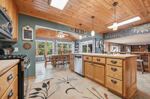 9439 Jewel Lane Court N, Forest Lake, MN 55025