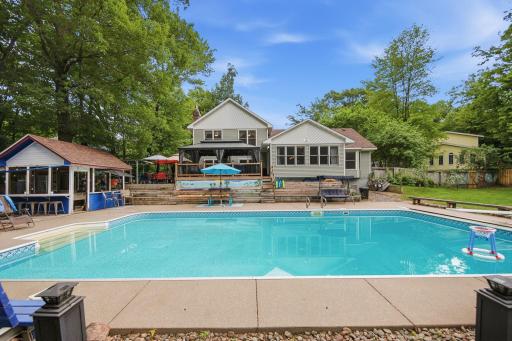 9439 Jewel Lane Court N, Forest Lake, MN 55025