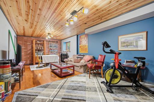 9439 Jewel Lane Court N, Forest Lake, MN 55025