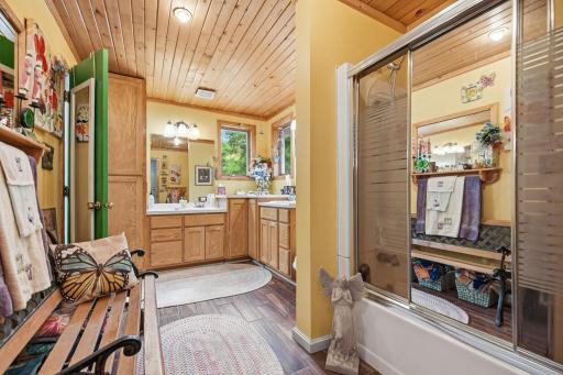 9439 Jewel Lane Court N, Forest Lake, MN 55025