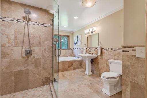 505 Zinnia Lane N, Minneapolis, MN 55441