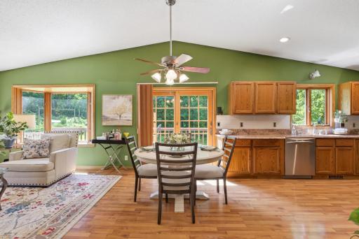 505 Zinnia Lane N, Minneapolis, MN 55441