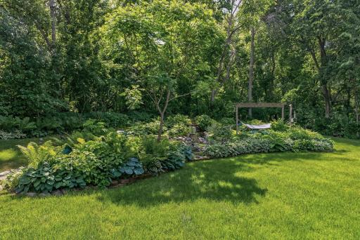 505 Zinnia Lane N, Minneapolis, MN 55441