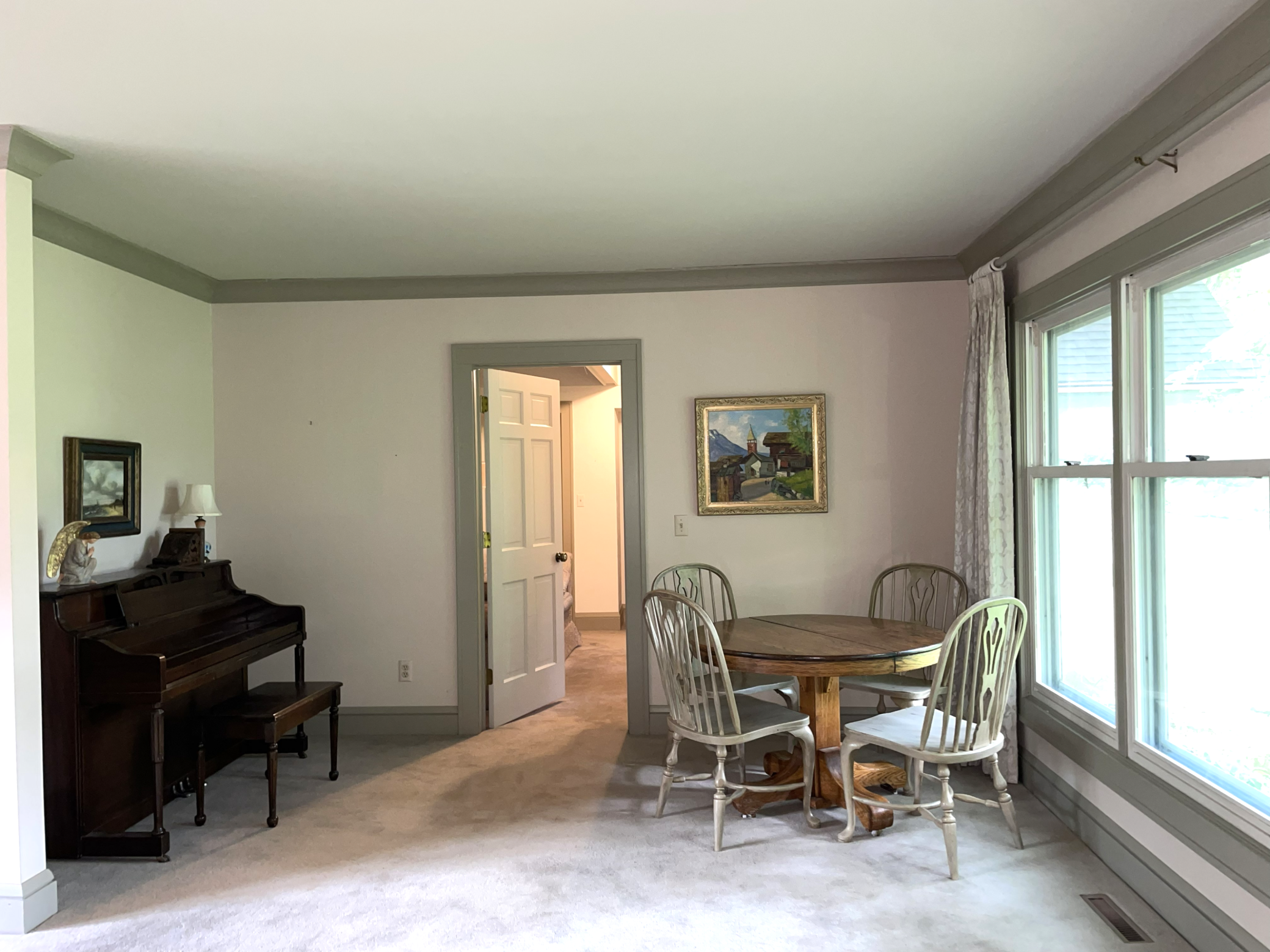 7017 Valley View - Dining area of LR 2.PNG