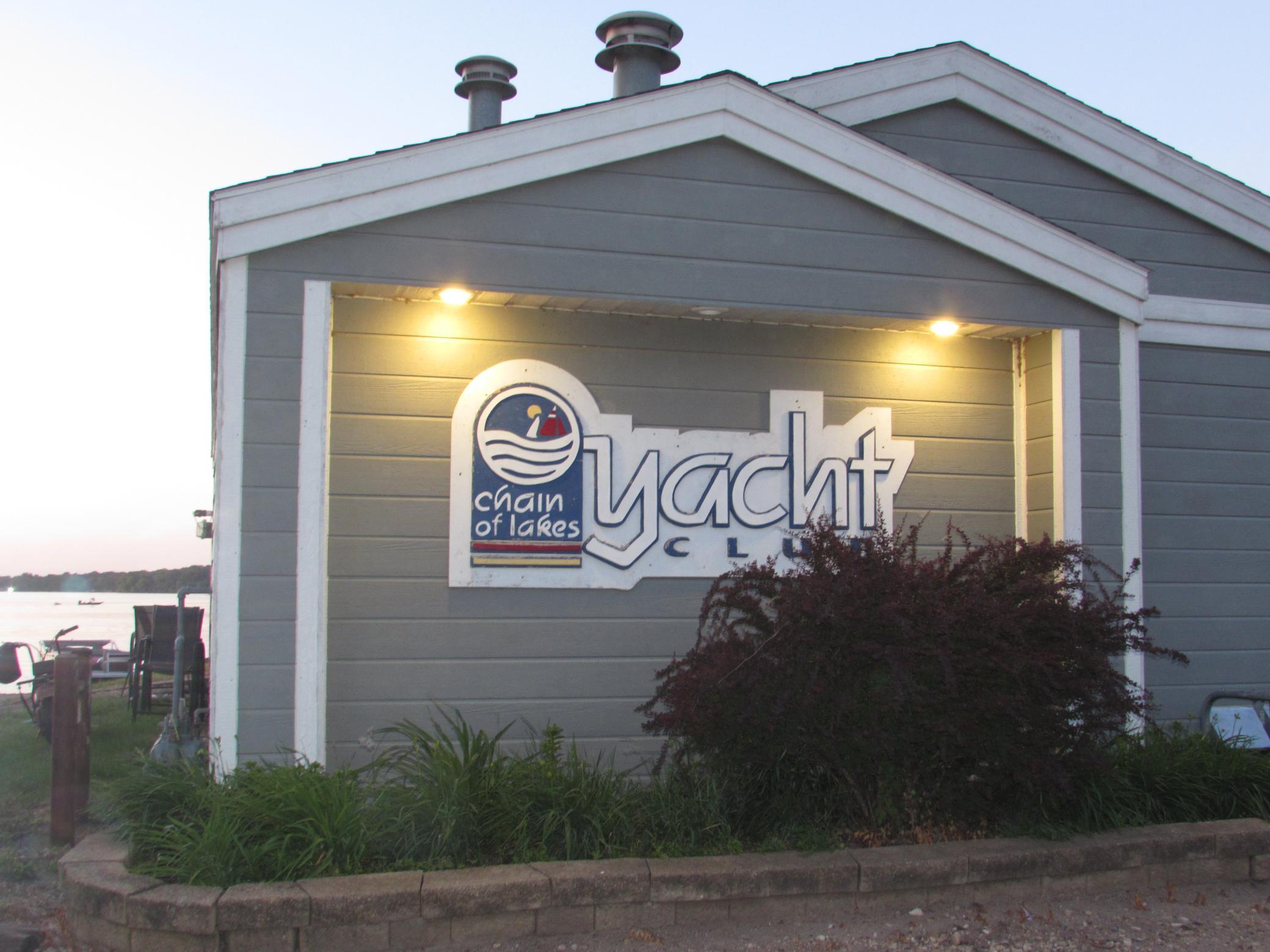 Walking Distance to Yacht Club