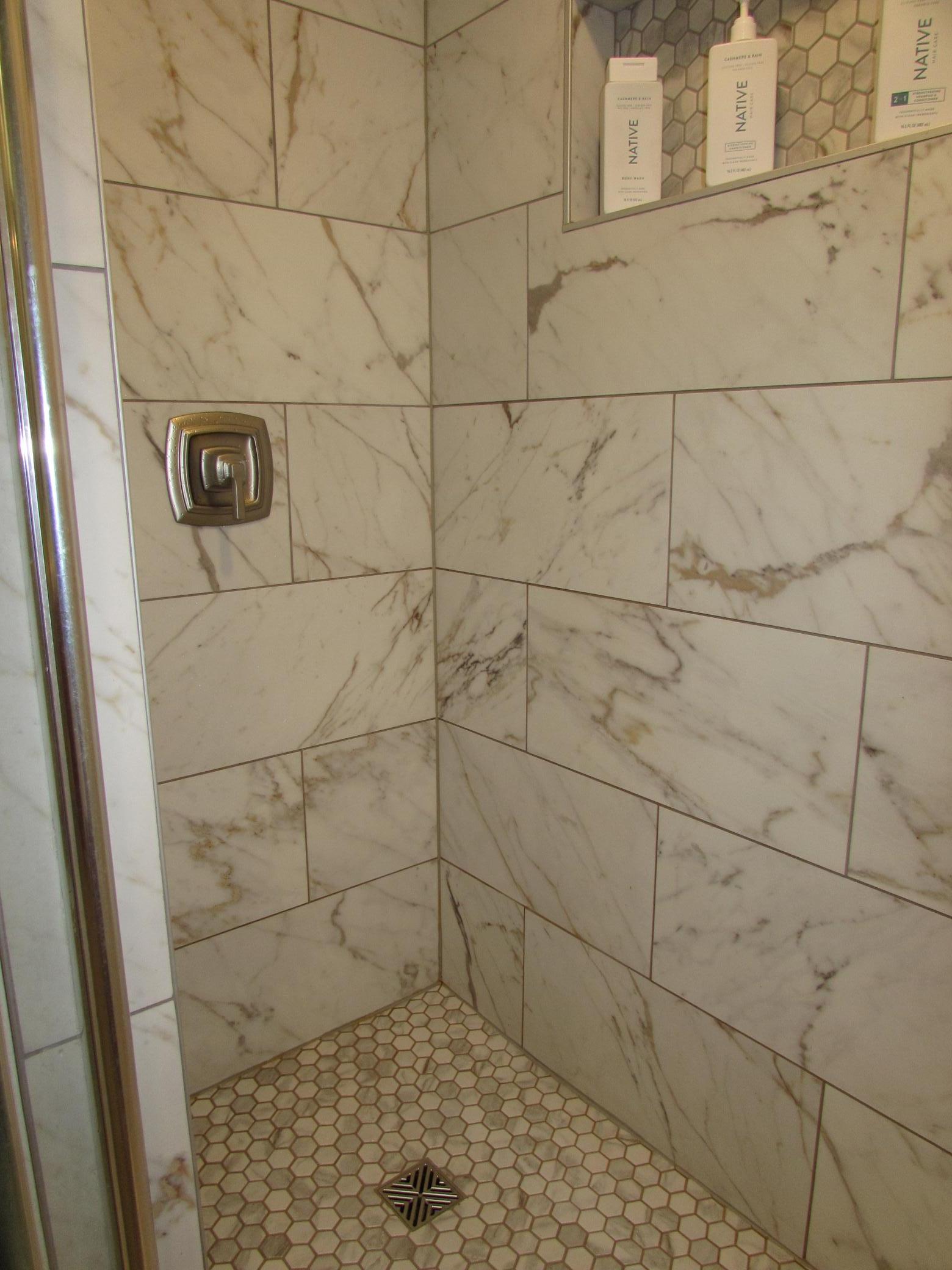 Tiled Shower (Basement)