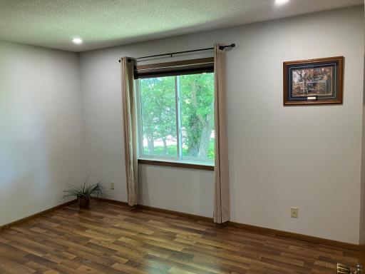 233 E Amber Lake Drive, Fairmont, MN 56031