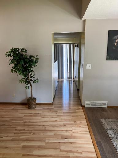 233 E Amber Lake Drive, Fairmont, MN 56031