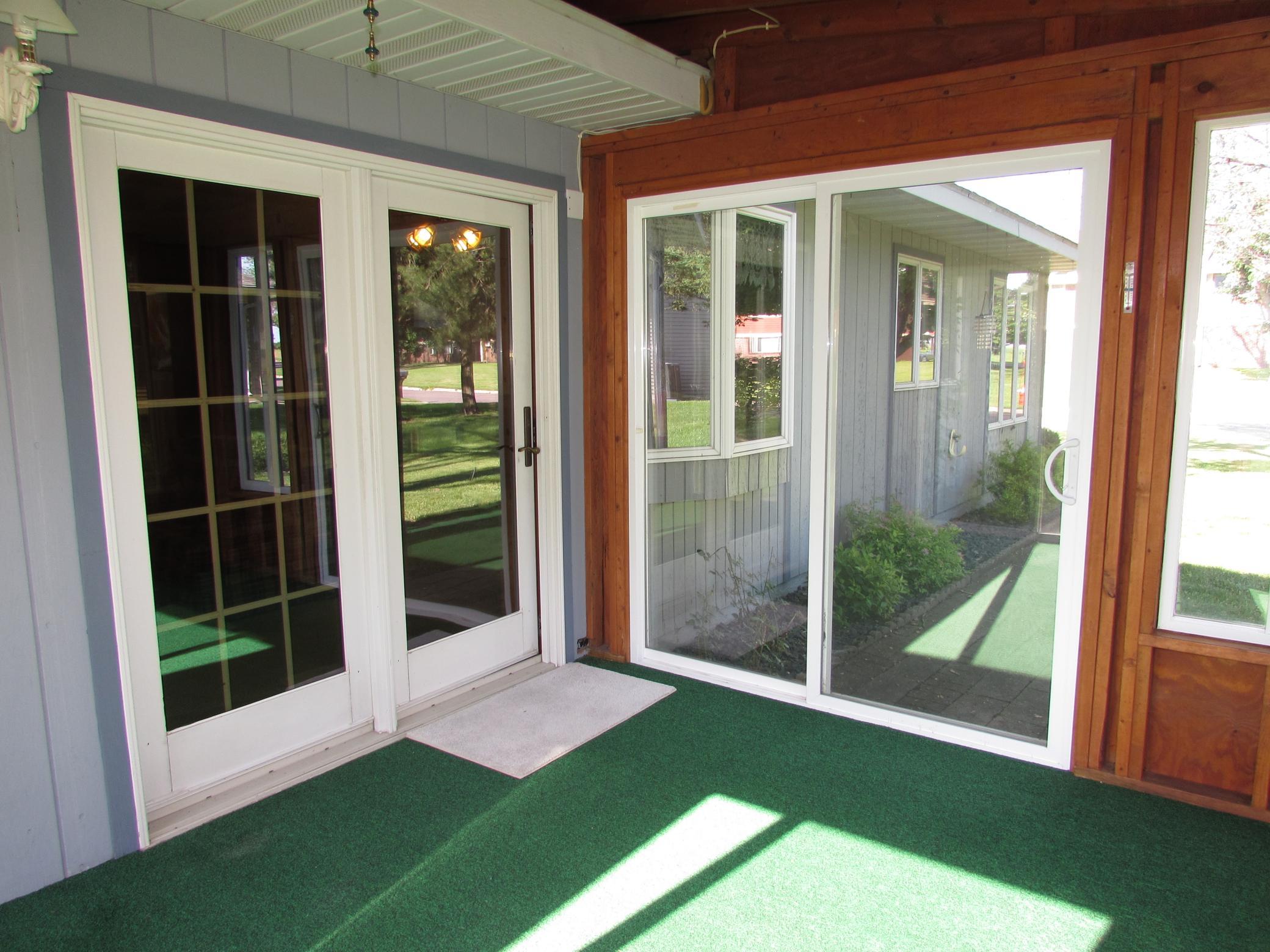 Screened in Porch