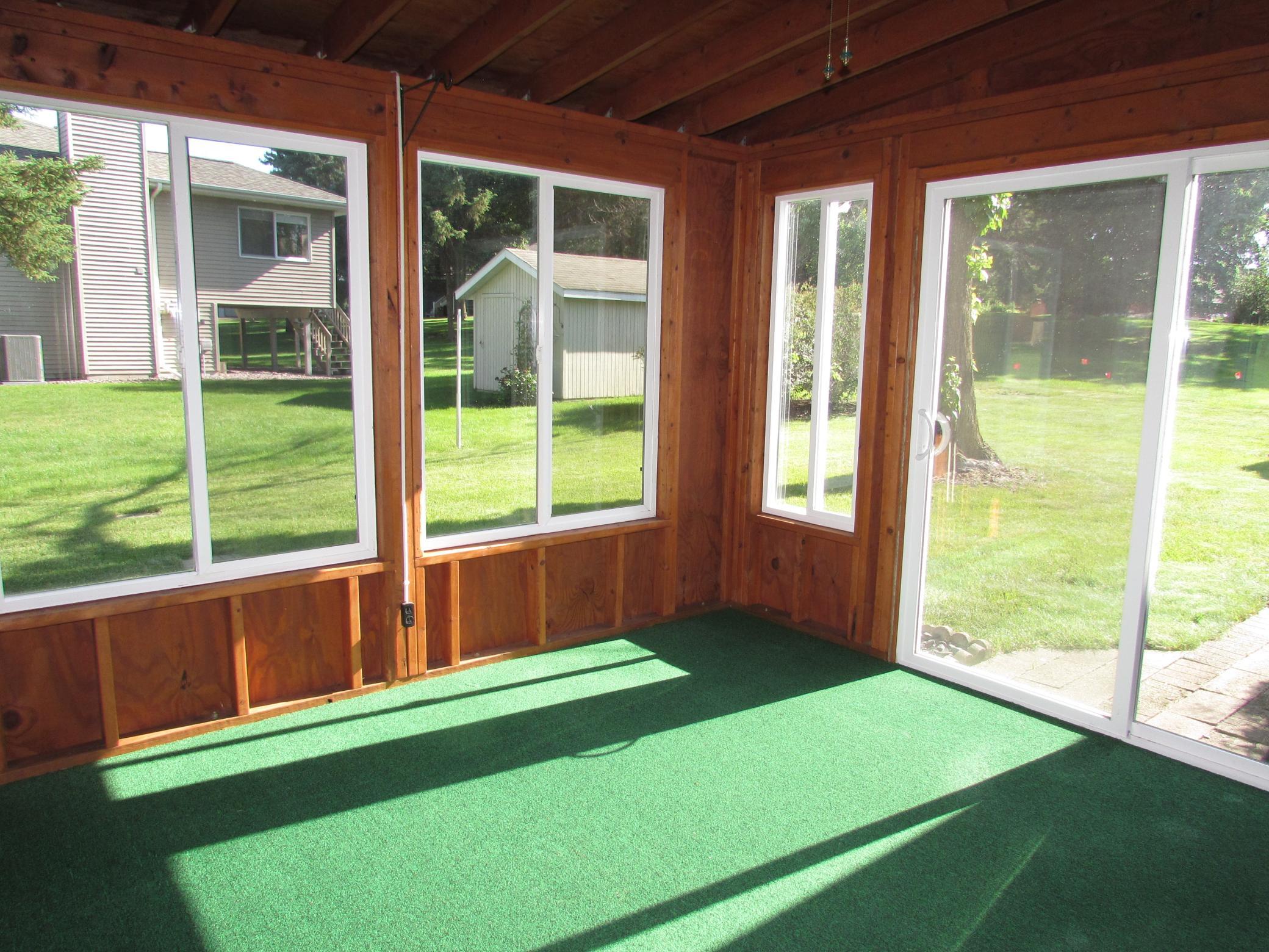 Screened in Porch