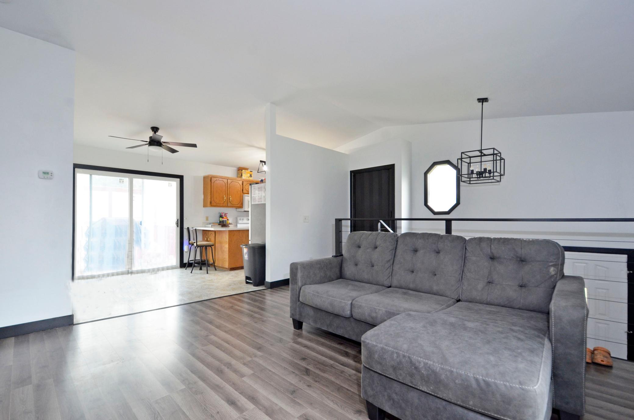 7227 Peterson Trail 05.jpg