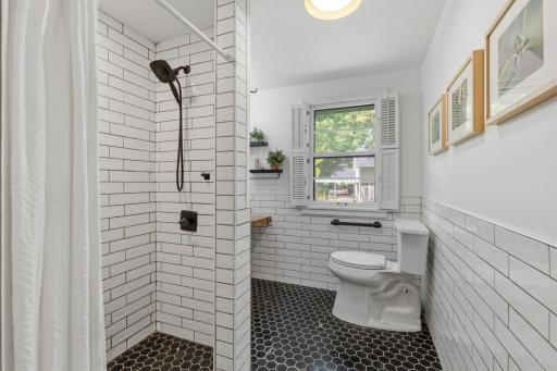 3/4 bathroom - Remodeled in 2022!