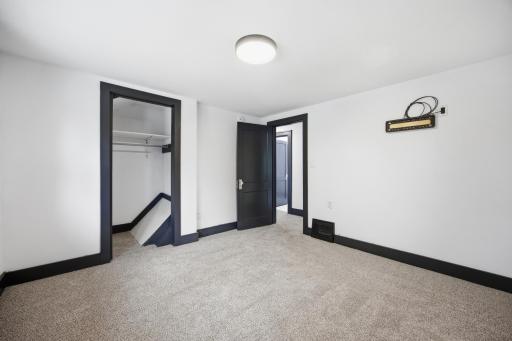 1124 University Drive S, Fargo, ND 58103