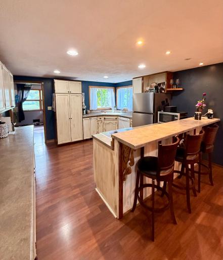 500 Superior Street, Milroy, MN 56263