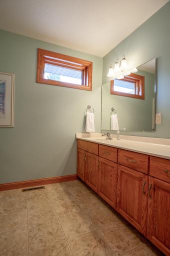 191 137th Avenue NW, Spicer, MN 56288