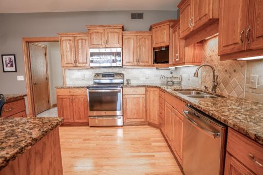 191 137th Avenue NW, Spicer, MN 56288