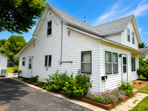 535 1st Avenue N, Perham, MN 56573