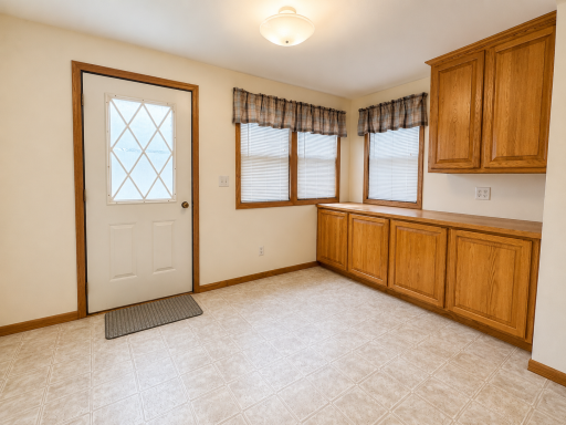 535 1st Avenue N, Perham, MN 56573