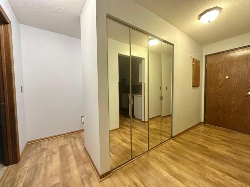 999 41st Avenue NE, 212, Minneapolis, MN 55421