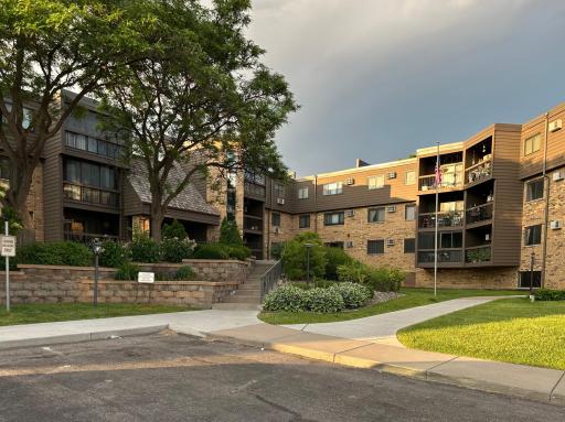 999 41st Avenue NE, 212, Minneapolis, MN 55421