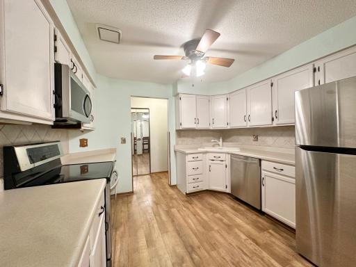 999 41st Avenue NE, 212, Minneapolis, MN 55421