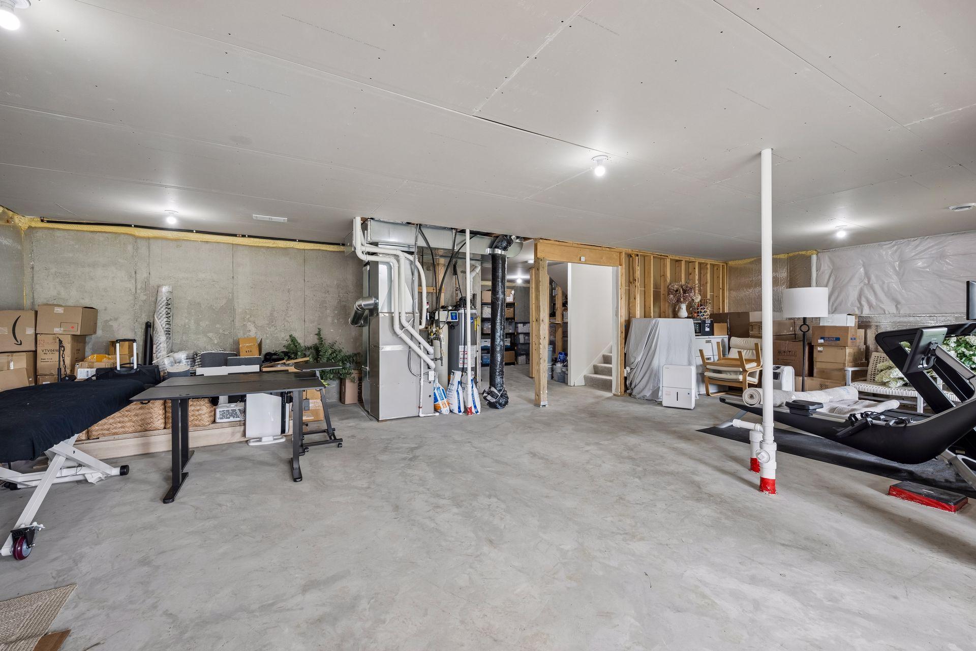 Unfinished Walkout Basement