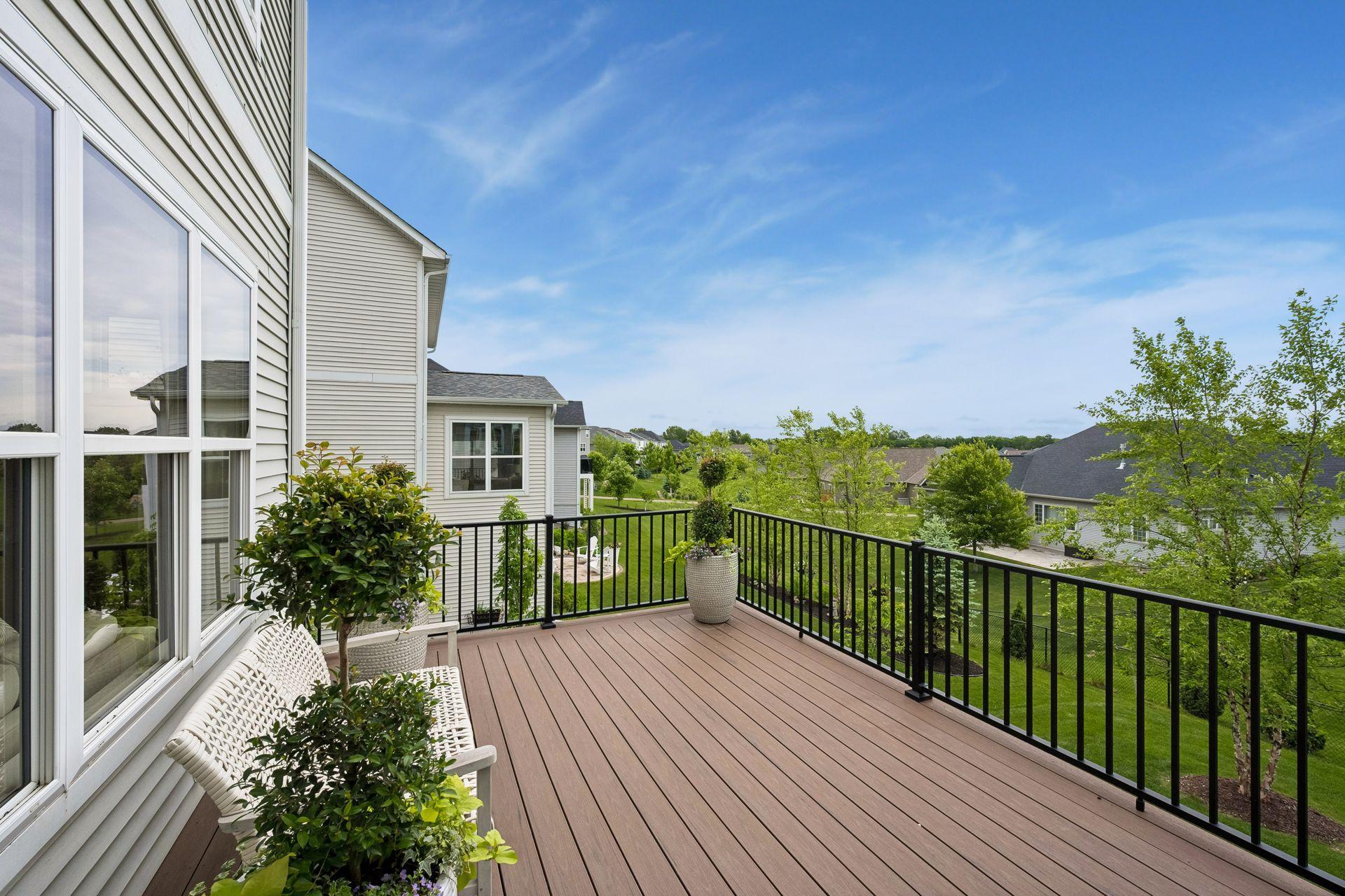 Maintenance-Free Deck