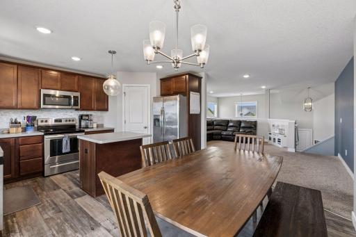 Dining & Kitchen Areas