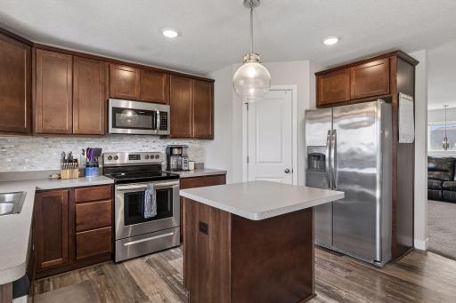 Kitchen w/ Center Island