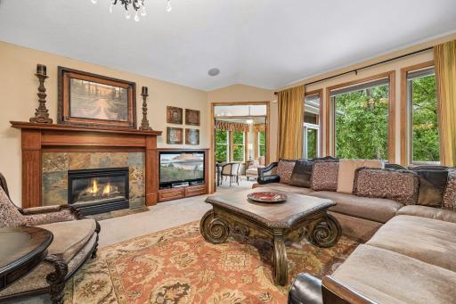 18464 Farmstead Circle, Eden Prairie, MN 55347