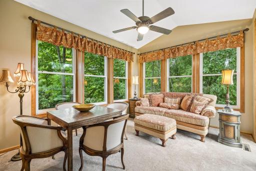 18464 Farmstead Circle, Eden Prairie, MN 55347