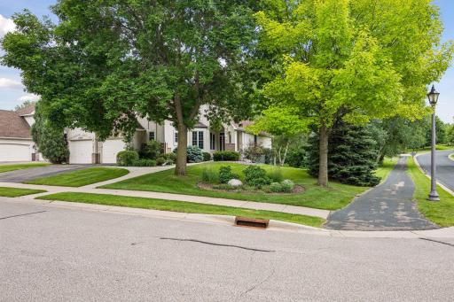 18464 Farmstead Circle, Eden Prairie, MN 55347
