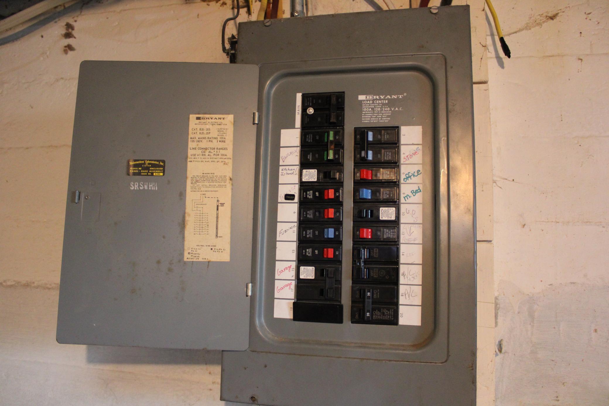 breaker 100 amp
