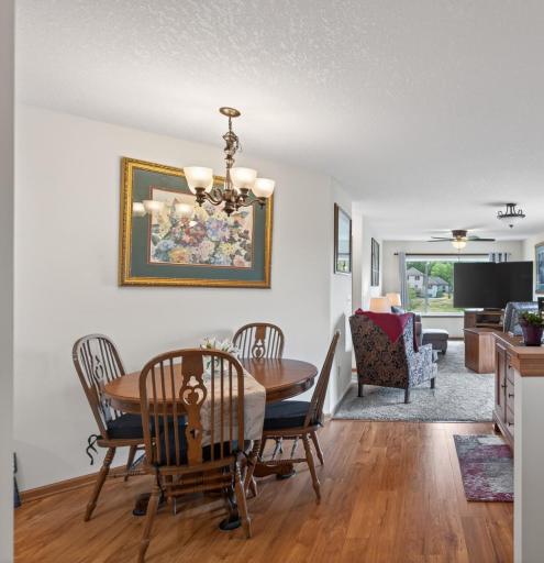 38272 Explorer Circle, North Branch, MN 55056