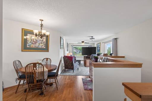 38272 Explorer Circle, North Branch, MN 55056
