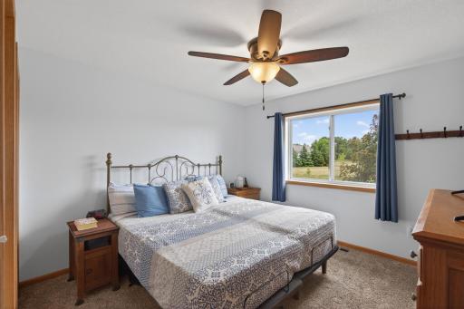 38272 Explorer Circle, North Branch, MN 55056