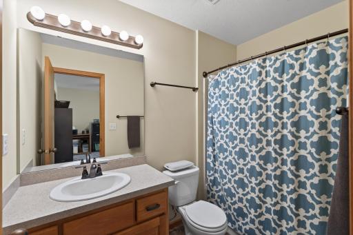 38272 Explorer Circle, North Branch, MN 55056
