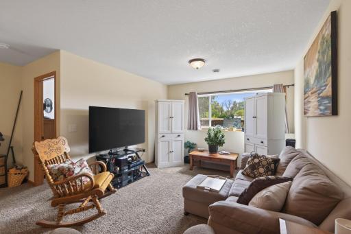 38272 Explorer Circle, North Branch, MN 55056