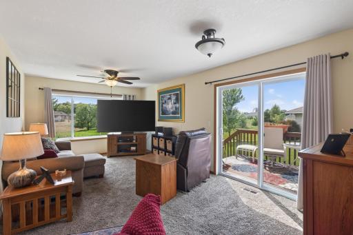 38272 Explorer Circle, North Branch, MN 55056