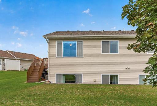 38272 Explorer Circle, North Branch, MN 55056