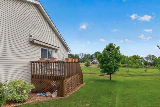 38272 Explorer Circle, North Branch, MN 55056