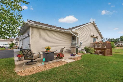 38272 Explorer Circle, North Branch, MN 55056