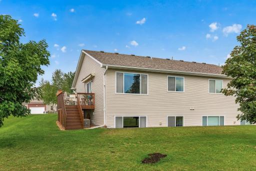 38272 Explorer Circle, North Branch, MN 55056